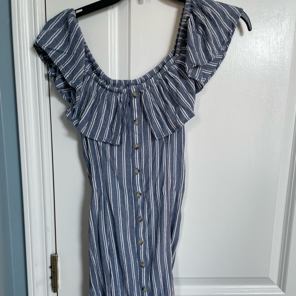 American Eagle off the shoulder Dress